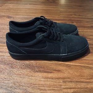 Men’s Nike SB - size 13